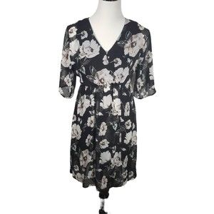Sienna Sky Women's size X-Small Black Lined Floral Dress - Gently Used
